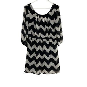 Love Reigns Womens Black Chevron Long Sleeve Round Neck Fit & Flare Dress Size L